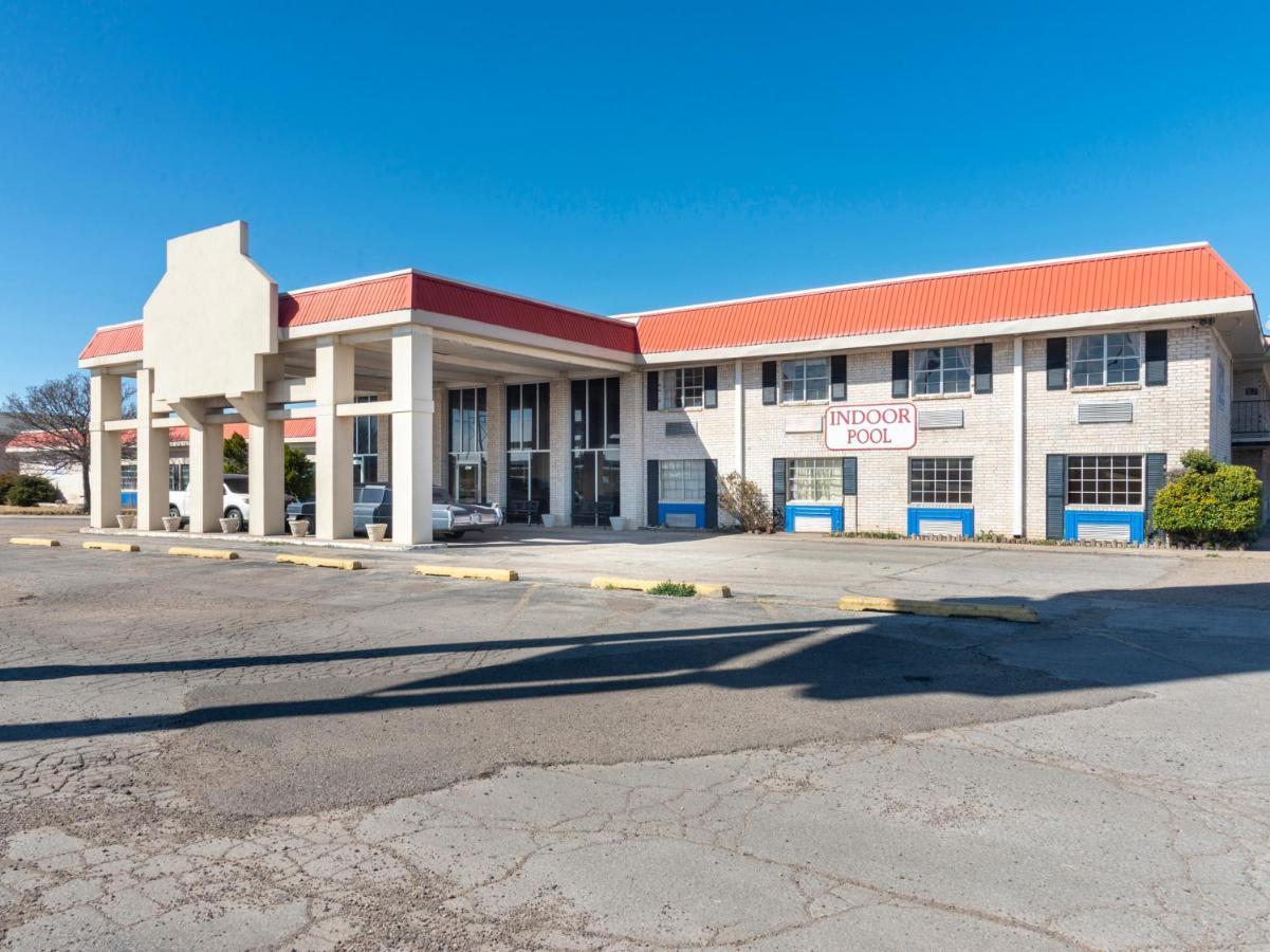 Rest Inn - Extended Stay, I-40 Airport, Wedding & Event Center Amarillo Exteriör bild
